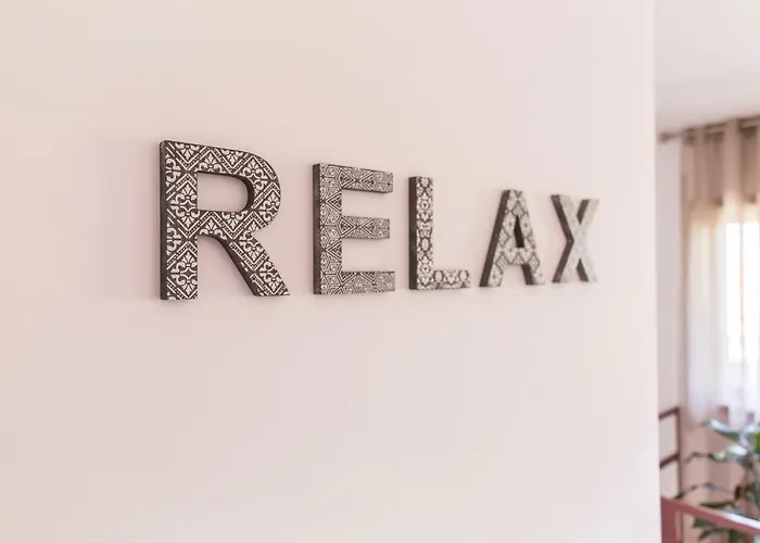 Sunset Relaxing With Terrace, Parking & Bikes