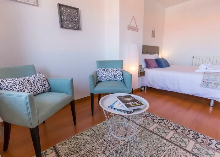 Sunset Relaxing With Terrace, Parking & Bikes * ポルト