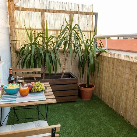Sunset Relaxing With Terrace, Parking & Bikes * Πόρτο