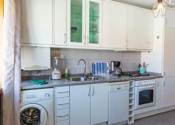 Sunset Relaxing With Terrace, Parking & Bikes Apartmán *