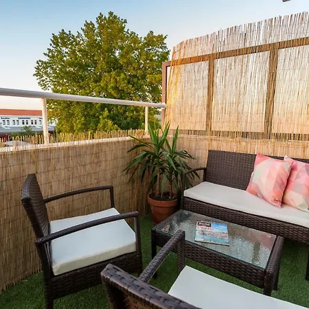 Sunset Relaxing With Terrace, Parking & Bikes