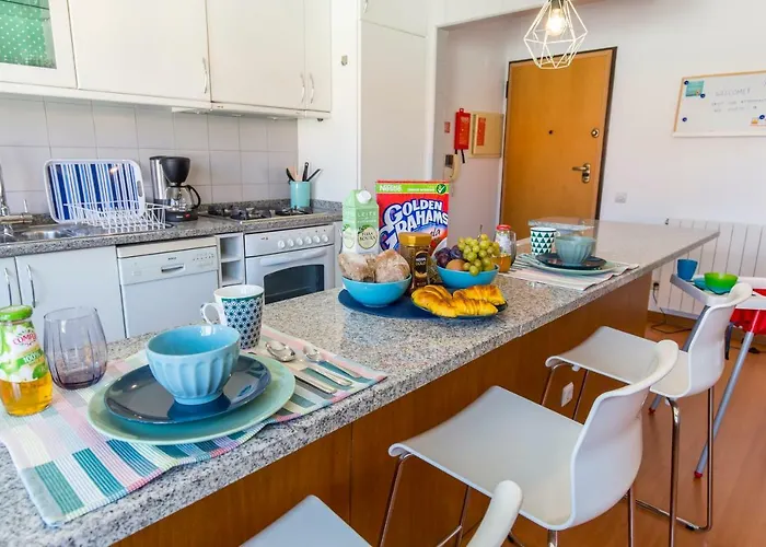 Sunset Relaxing With Terrace, Parking & Bikes Апартаменты *